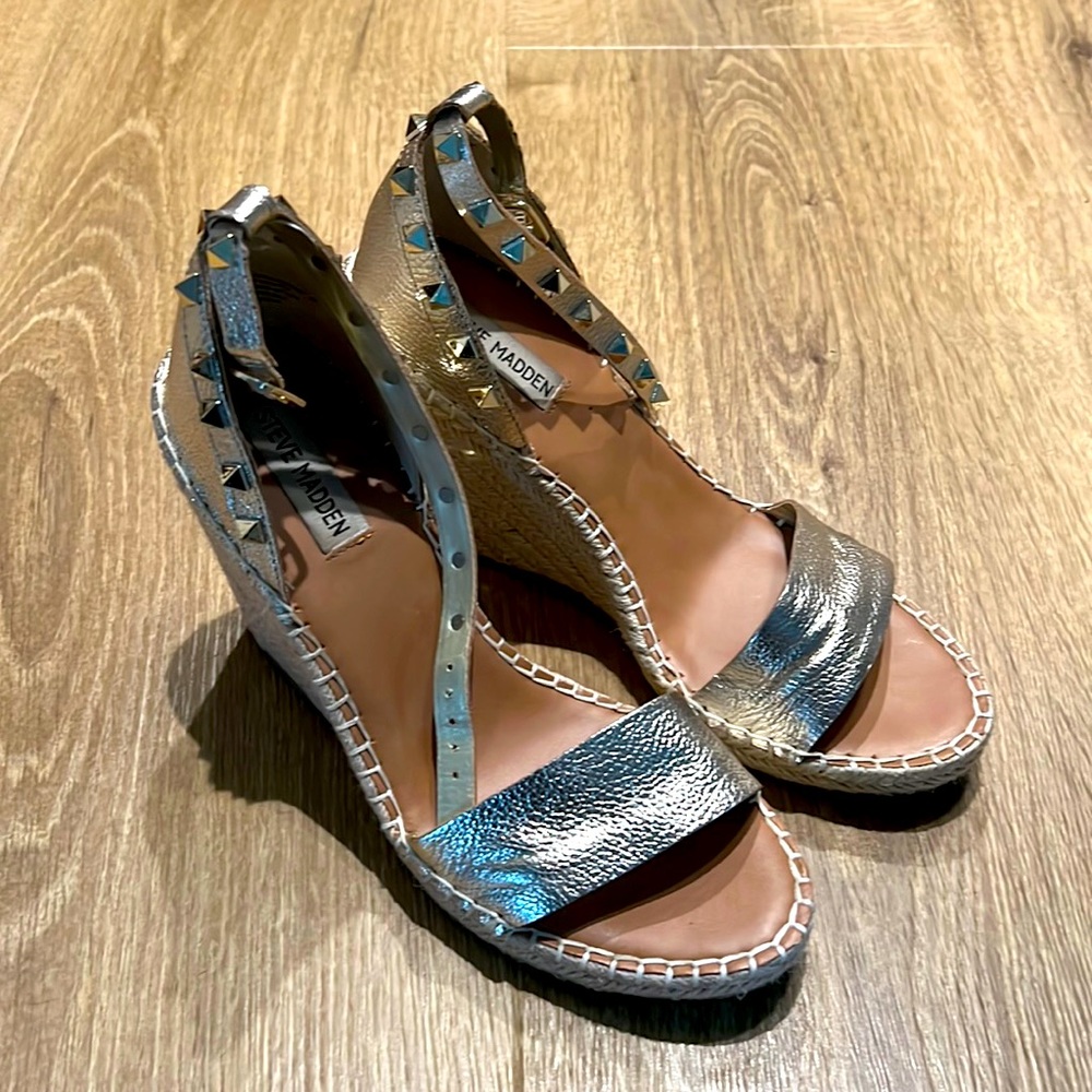 Gold/Silver Steve Madden espadrille wedges